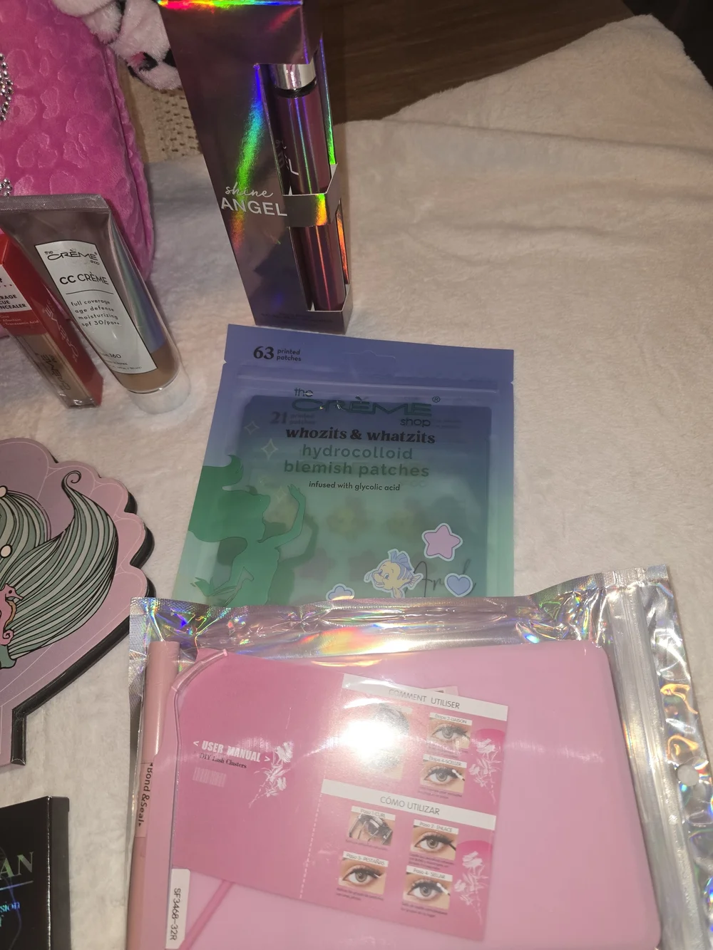 Juicy Couture Pink Velvet Cosmetic Pouch with Beauty Set